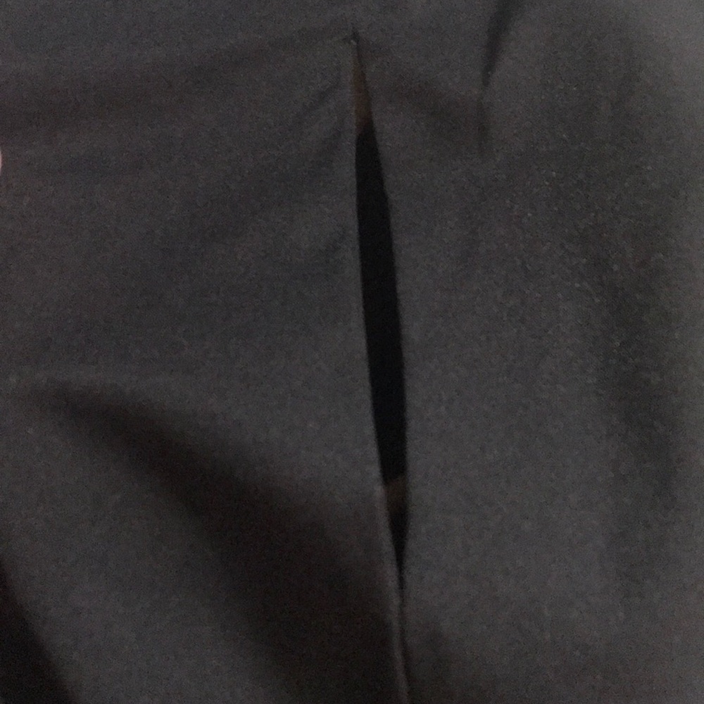R&W BLACK DRESS - Picture 3 of 6